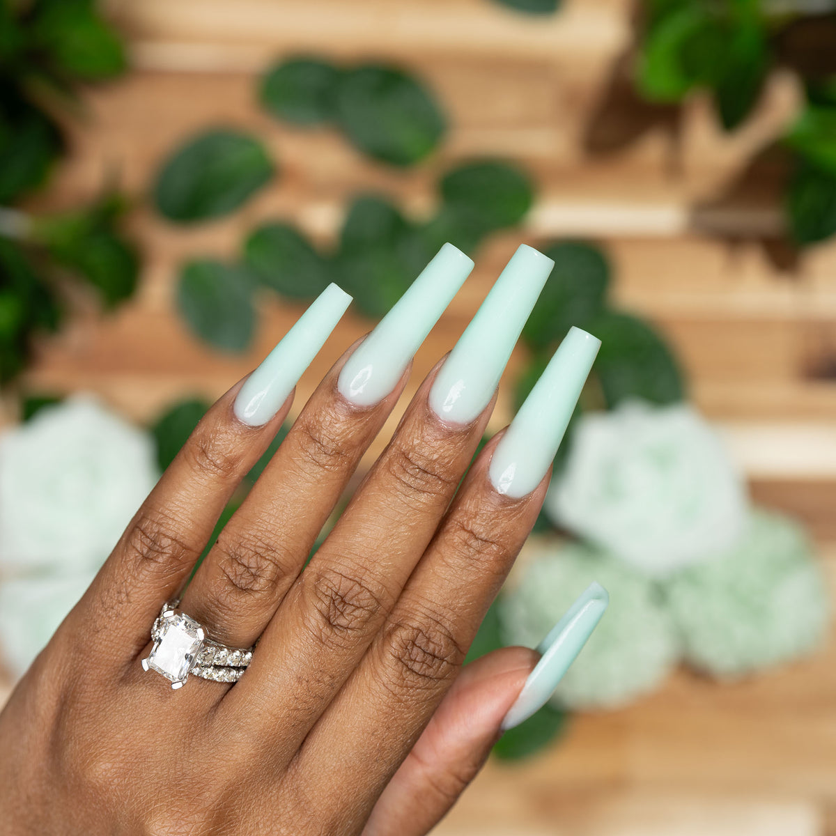 Mint Nail Gel (30ml)